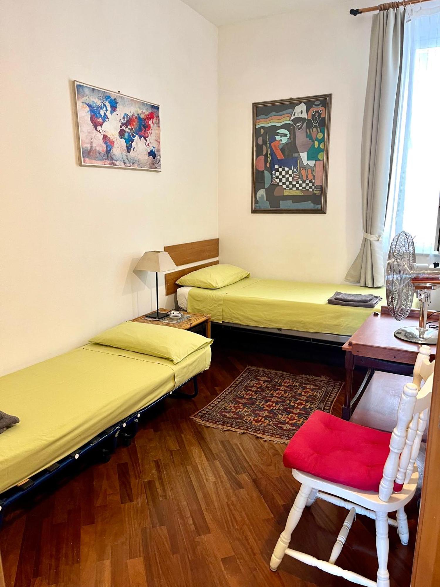 Casa Vacanze Seahorse Salerno Eksteriør bilde