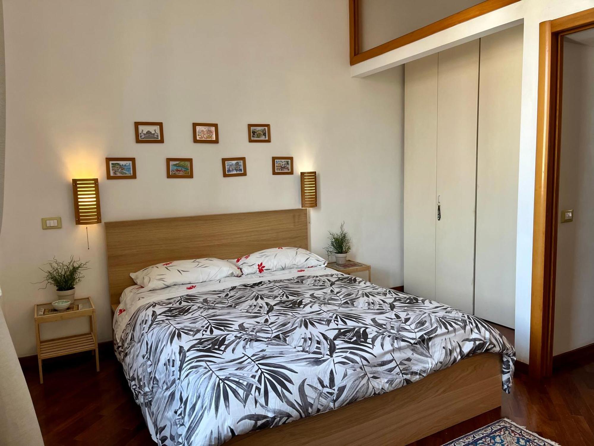 Casa Vacanze Seahorse Salerno Eksteriør bilde