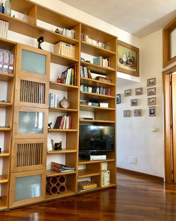 Casa Vacanze Seahorse Salerno Eksteriør bilde